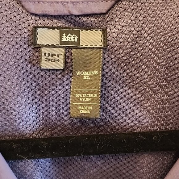 R.E.I. Women's XL Purple Long Sleeve Quick Dry Shirt UPF 30+ - Picture 2 of 9